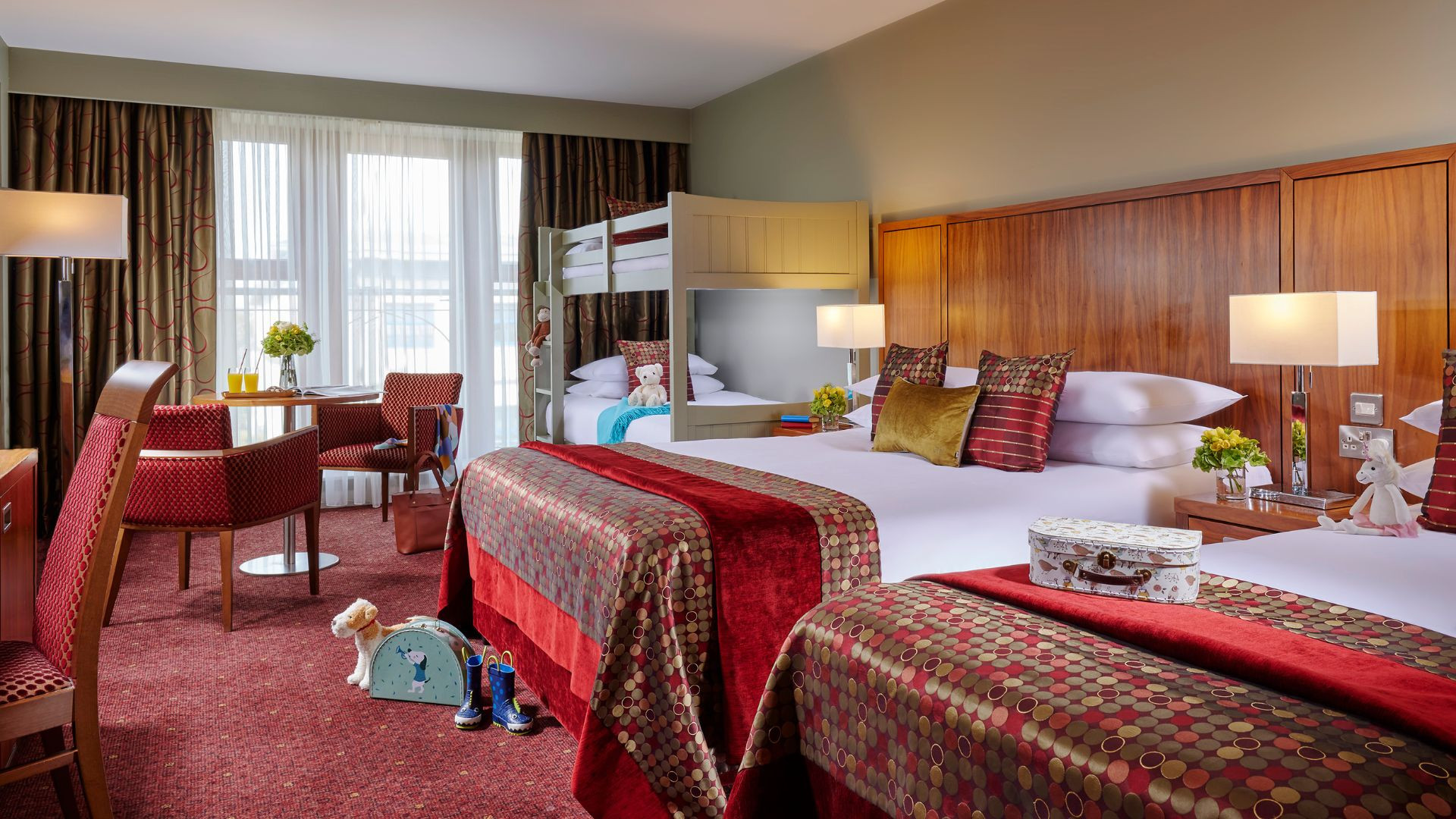 X  px www.therosehotel.com_v3