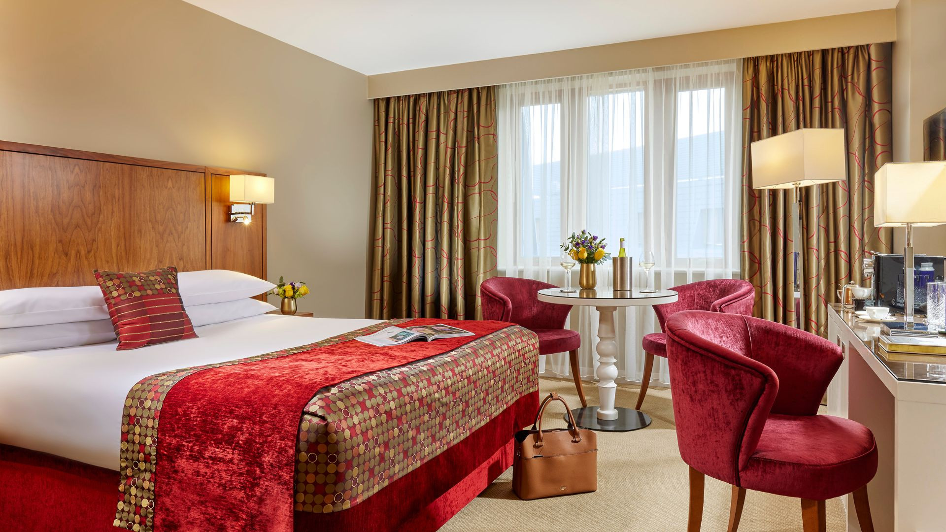 X  px www.therosehotel.com_v3