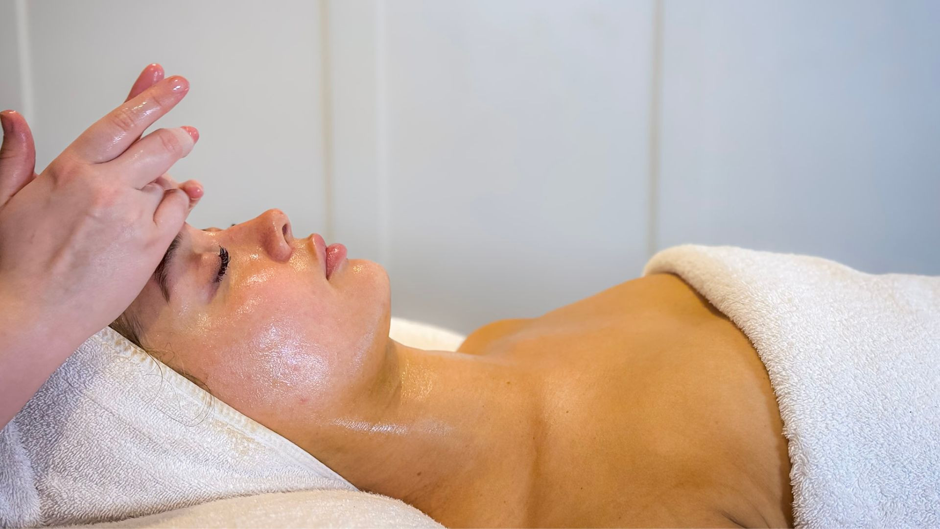 X  px www.therosehotel.com_v3