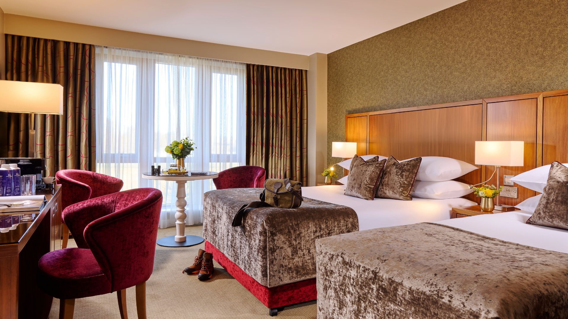 X  px www.therosehotel.com_v3