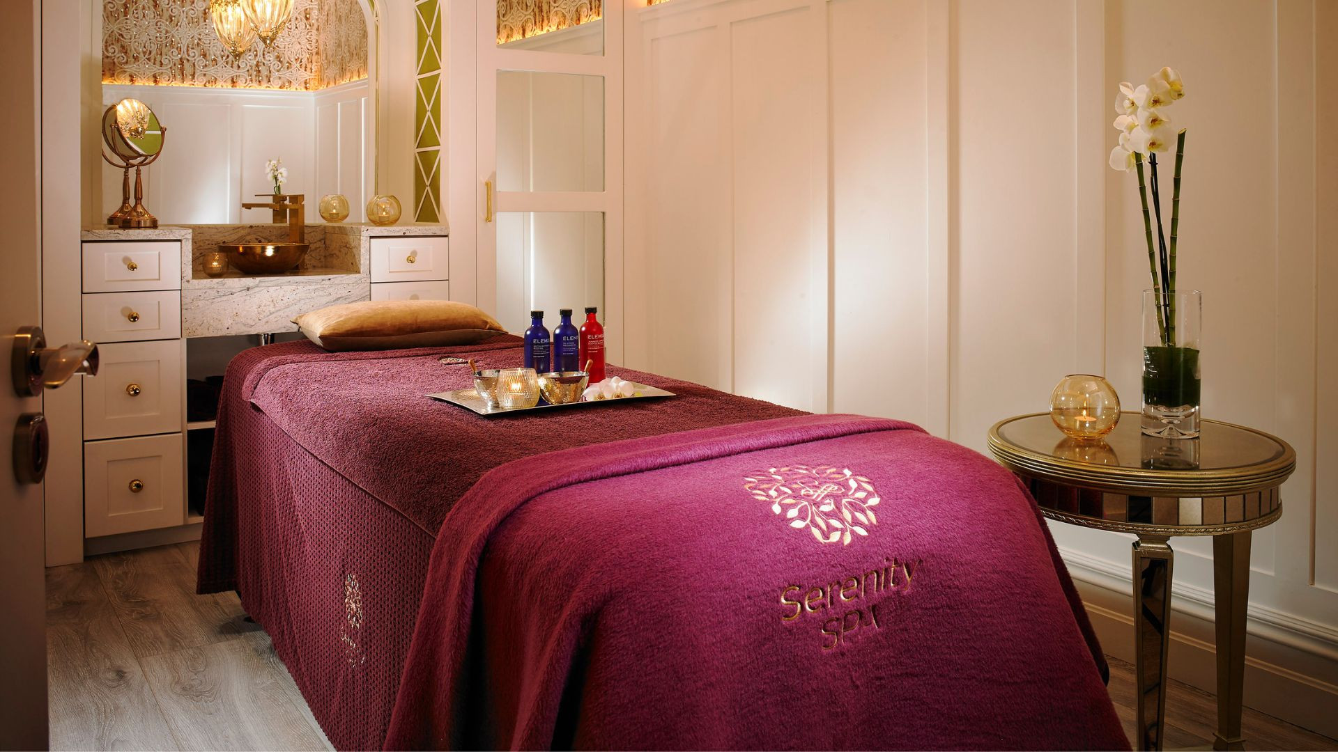 X  px www.therosehotel.com_v3