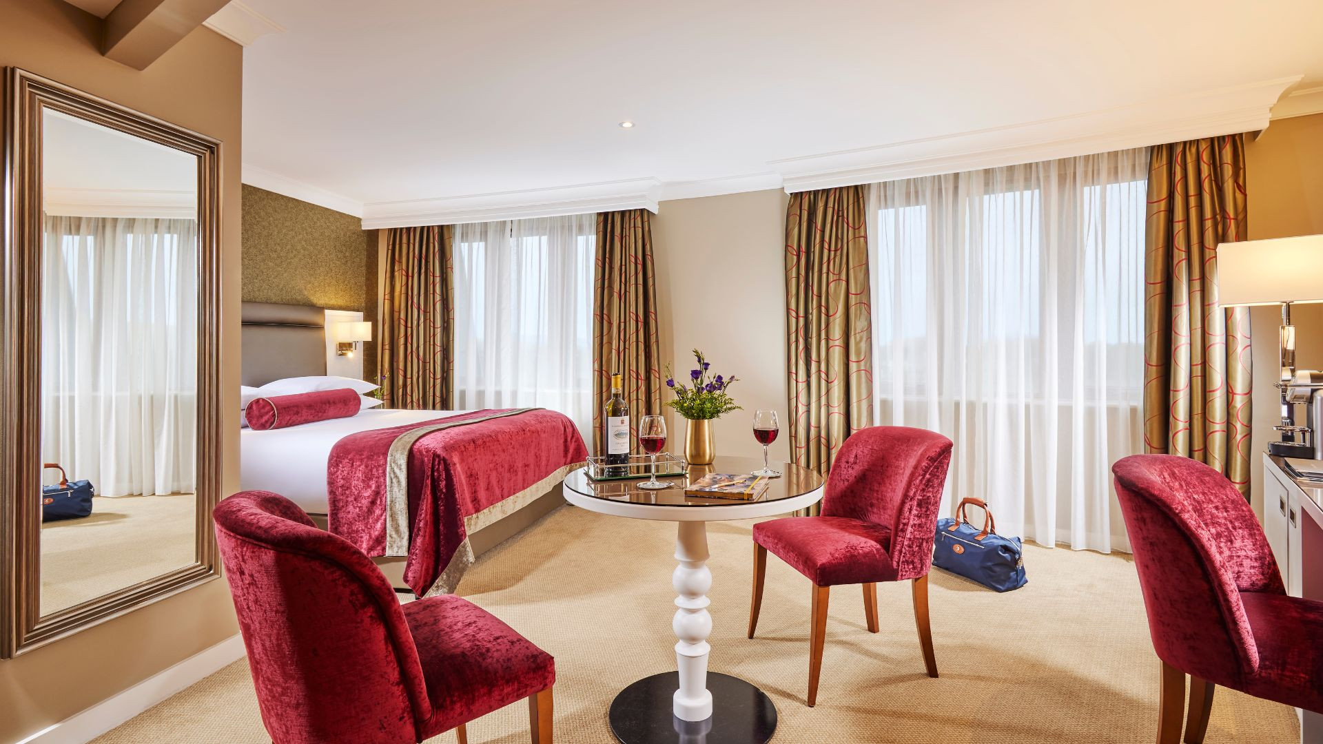 X  px www.therosehotel.com_v3