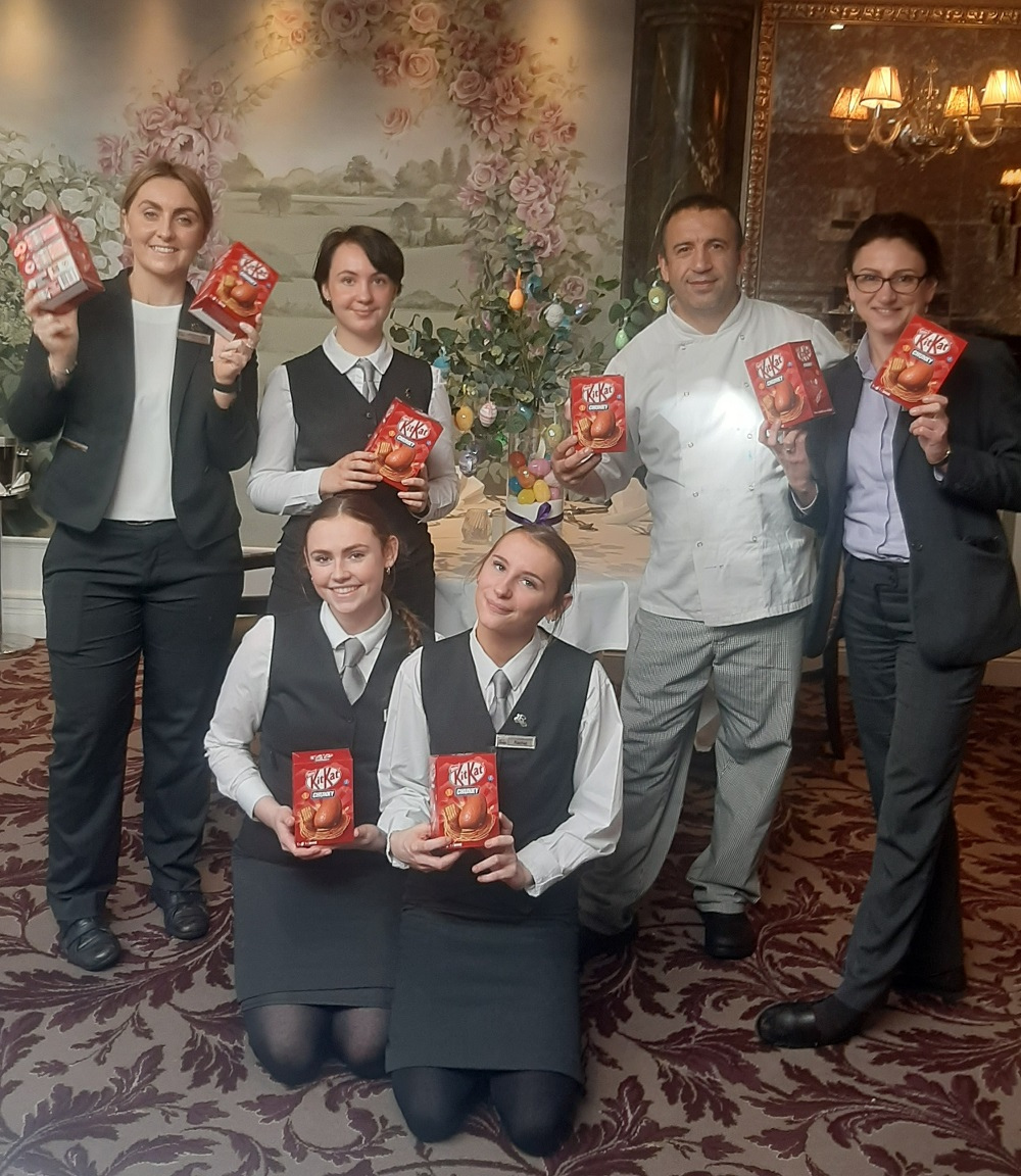 Jenny Dee with Restaurant staff in Rose Room