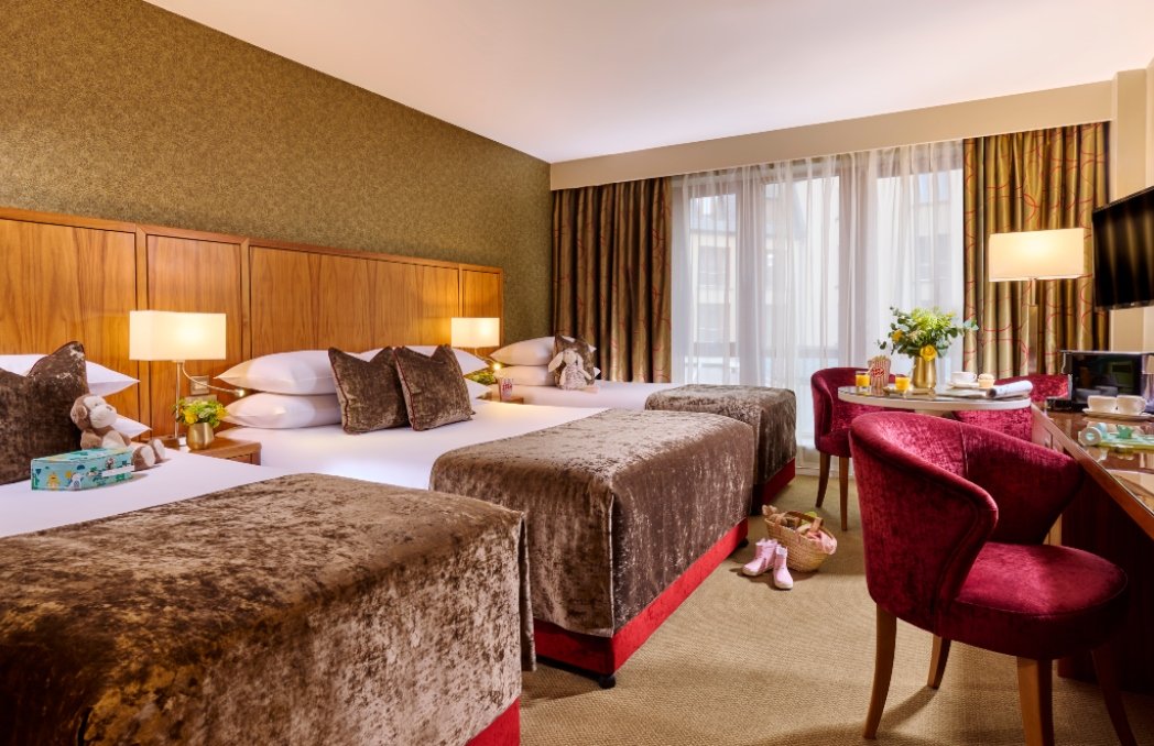 Classic bedroom july  x www.therosehotel.com_v3