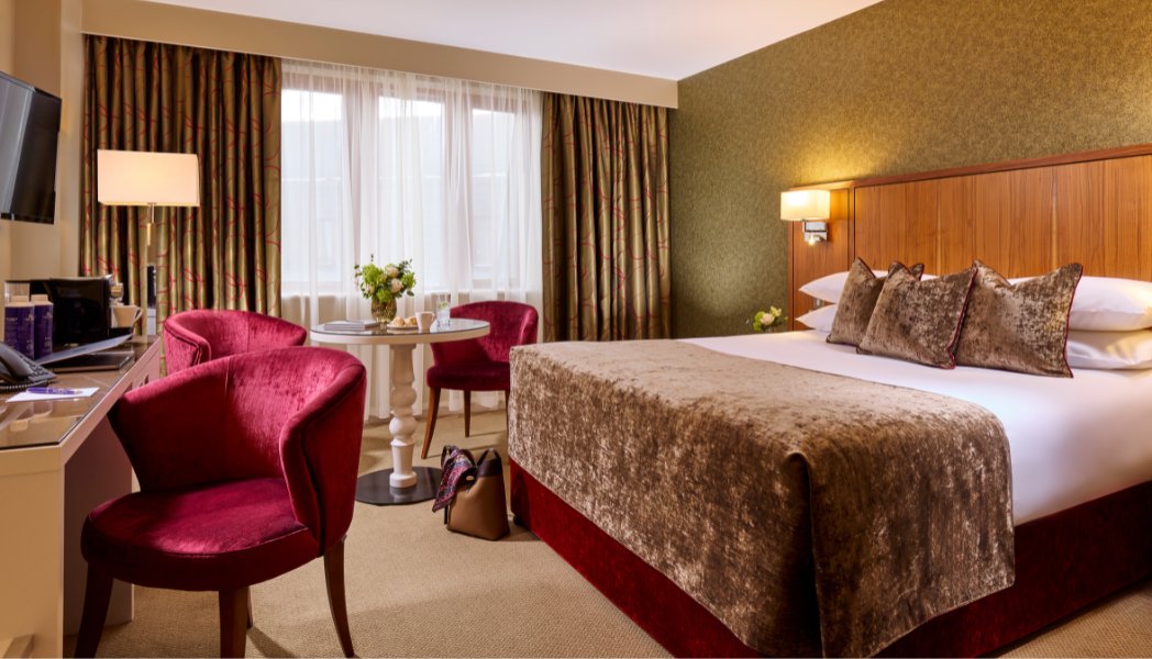 Classic bedroom july www.therosehotel.com_v3