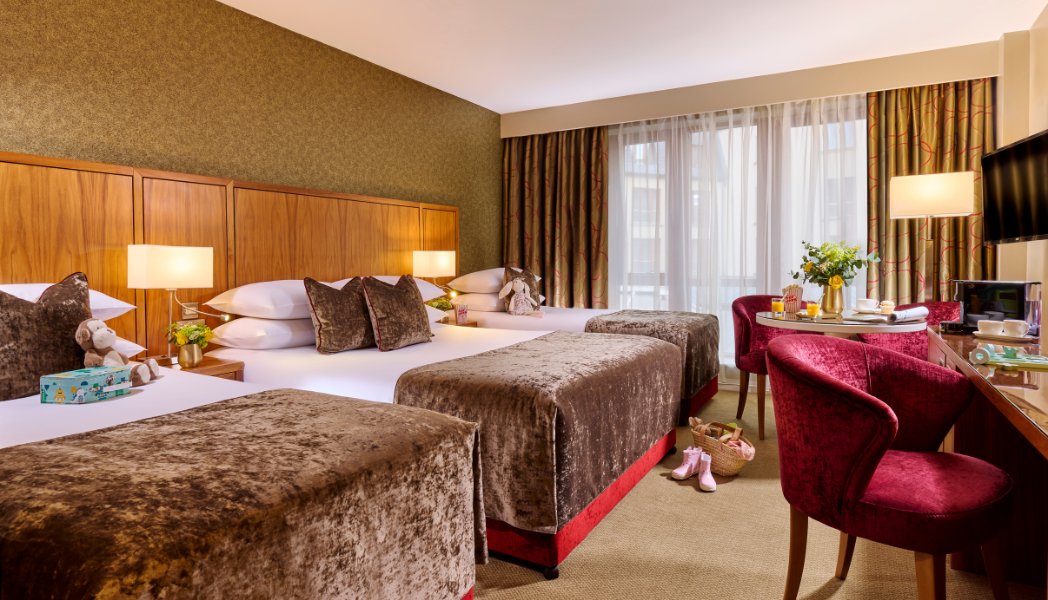 Classic family room oct  x www.therosehotel.com_v3