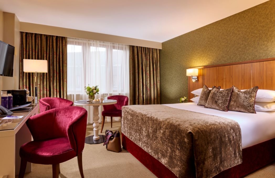 Classic bedroom july  x www.therosehotel.com_v3