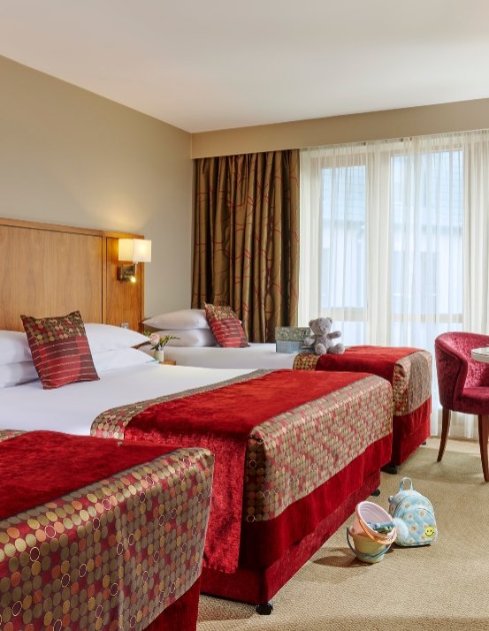 Classic family room oct  x www.therosehotel.com_v3