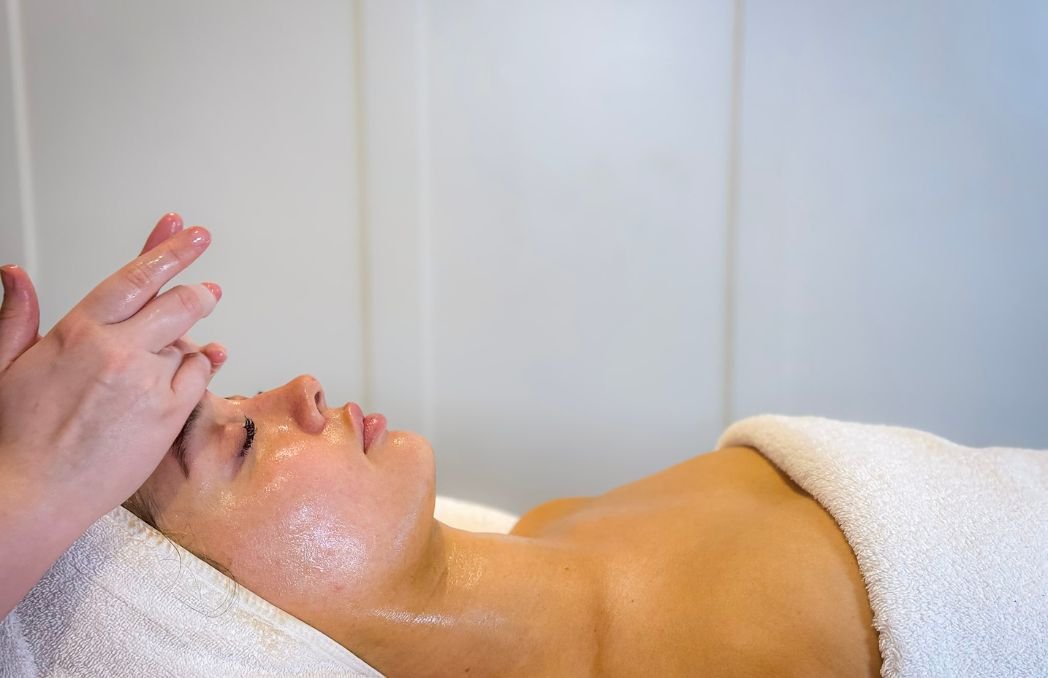 Facial in Serenity Spa 